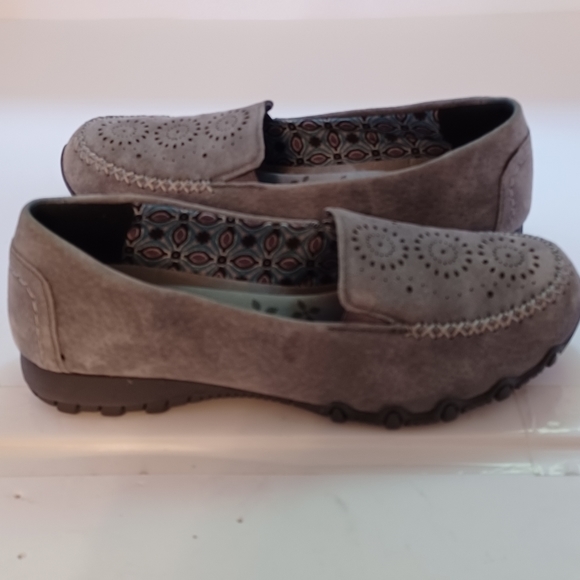 SKETCHERS Shoes woman's GRAY slip-on decorative relaxed fit memory foam - Picture 2 of 7